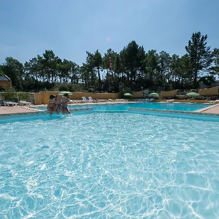 Camping - 4 Pers. - Api-1-52-2507 Saint-Hilaire-de-Riez