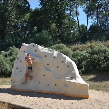 Camping - 4 Pers. - Api-1-52-2507